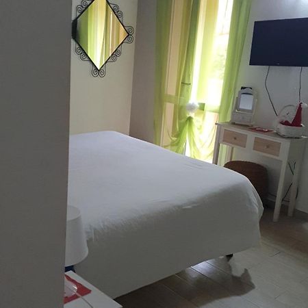 Bed and Breakfast Il Delfino A Bolonia Exterior foto